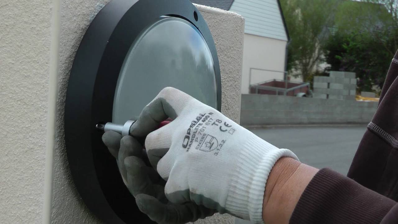 Applique murale Outdoor en aluminium  et verre