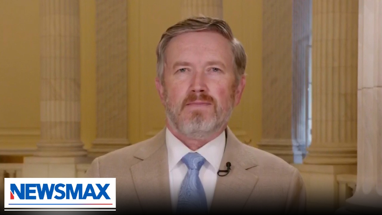 'We're not getting the answers we need from Pam Bondi': Rep. Thomas Massie on Epstein files