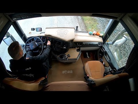 A kamionos 1 napja EXTRA