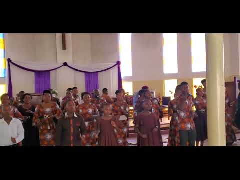 Nuru choir manyoni (Macho ) live