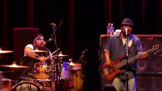 Los Lonely Boys 2018-06-12 Sellersville Theater &quot;Don&#39;t Walk Away&quot;