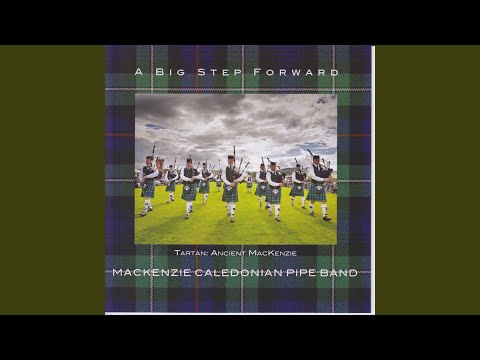 4/4 Marches: Scotland the Brave / Flett from Flotta / The Rowan Tree / The 1976 Police Tattoo