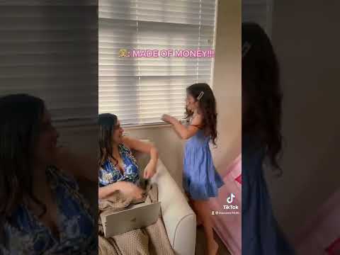 MOM CAN I HAVE $20 DOLLARS?🤑#shorts #motherdaughter