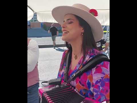 Liliana Oliveira à Desgarrada com Paulo Fragoso.