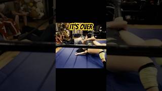 Download lagu Brittany Wonder closes the show #shorts #viral #youtubeshorts #nnpw #kentecomics #brittanywonder mp3