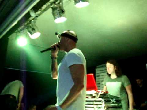 Discoteca PAM PAM con DJ Prezioso e Marvin - voglio vederti danzare