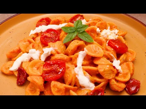ORECCHIETTE CON POMODORINI CONFIT E STRACCIATELLA (o burrata) – DA PROVARE SUBITO!
