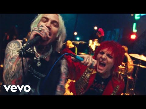 Video: Sueco, blackbear - ENEMY (Official Music Video)