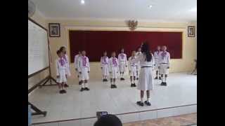 preview picture of video 'lomba Paduan Suara Satu Nusa Satu Bangsa Tk SD Eks Bukateja'