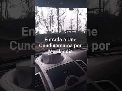 Entrada al municipio de une cundinamarca por la vía antigua en el sector de Marilandia
