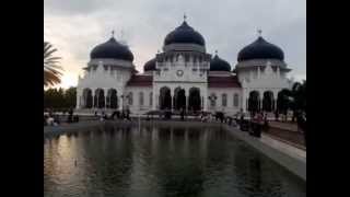 preview picture of video 'Mesjid raya Baiturrahman Banda Aceh'