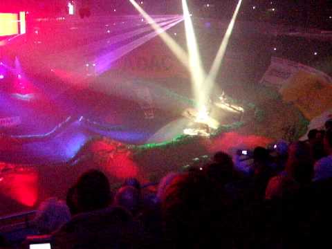 ADAC SX Cup 2010  Einlauf der Fahrer.AVI