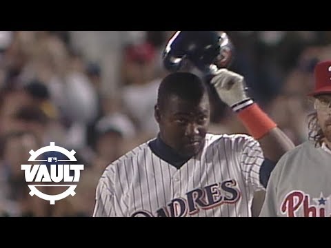 Tony Gwynn goes 5-for-5