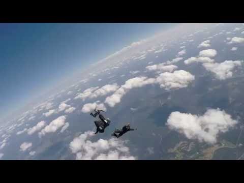 Jump 157 - 5 way open accordeon and fly arounds