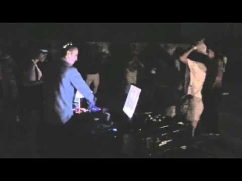 Swanky Tunes-I'll house you & Axwell-Tell me why w/ Bitter Sweet Symphony (Mayhem Project Live)