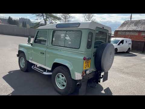 Land Rover Defender 90 2.5 TD Heritage Limited Edition Station Wagon 2000
