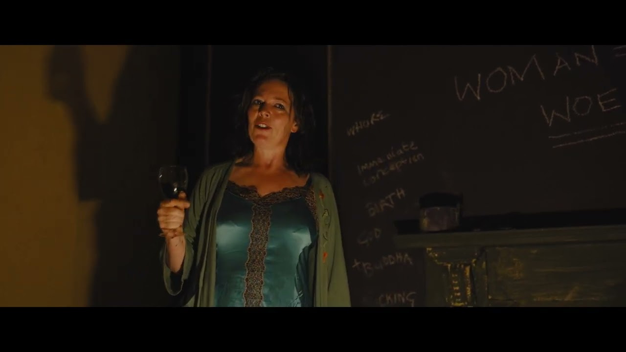 Olivia Colman Shines in Empire of Light [EXCLUSIVE CLIP]