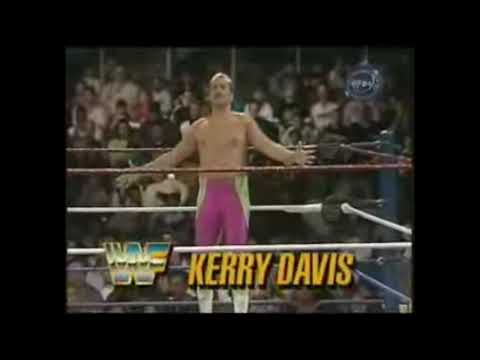 Damien Demento vs Jobber Kerry Davis WWF Superstars 1992