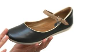 Clarks Feature Film SKU:8491507