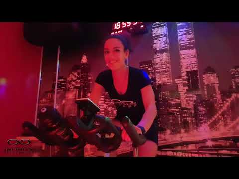 GROUP CYCLING TECHNOGYM - INFINITY WELLNESS