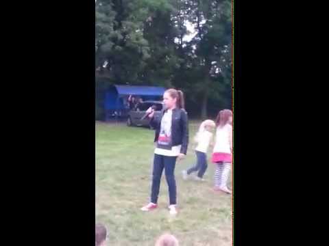 Julia Mróz A Natural Woman