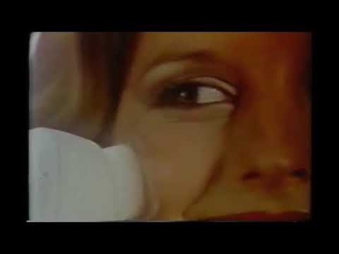 1977 Philips Facial Complexion Brush with Ponds Cold Cream