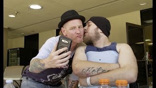 Corey Taylor of Stone Sour / Slipknot Visits Paralyzed Fan in Hospital