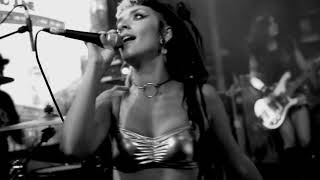 Outtathaway - The vines (Hands Off Gretel Camden Rocks Festival)