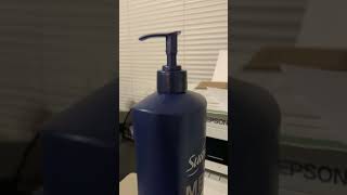 Opening a shampoo or lotion pump easy