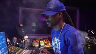 Snoop Dogg - Dis Finna Be A Breeze (Official Music Video)