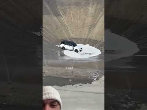 Range Rover makes some amazing trucks