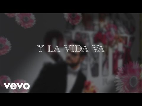 Y La Vida Va video
