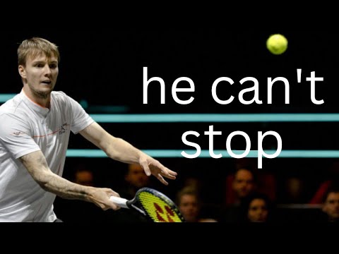 Bublik keeps hitting drop shot winners...