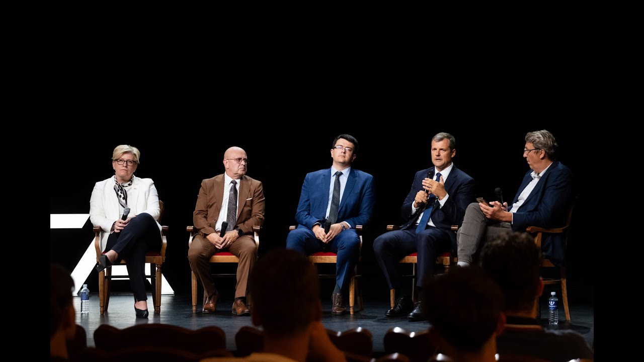 Debatuose aistras kurstė imigracija: kol vieni įžvelgė naudą, kiti procesus vadino kolonizacija