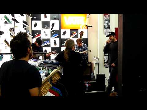 Smoke Blow unplugged