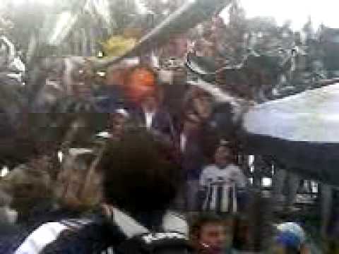"hinchada de chaco for ever alentando sin parar part 1 .3gp" Barra: Los Negritos &bull; Club: Chaco For Ever