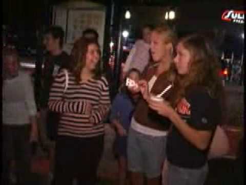 Bruised (15 Sheets And DVD) by Daniel Martin