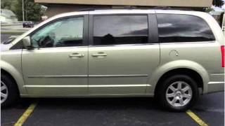 preview picture of video '2010 Chrysler Town & Country Used Cars Wyandotte MI'
