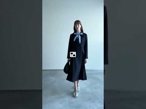 Beatrice .b - FW25 - TRENCH COAT WITH PLEATED INSERTS