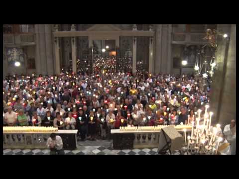 La fiaccolata per i 200 anni dall'incoronazione della Madonna del Conforto