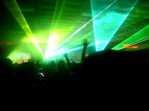 AudioTistic 2010 - Wippenberg - Pong (Live) Candy Flipped