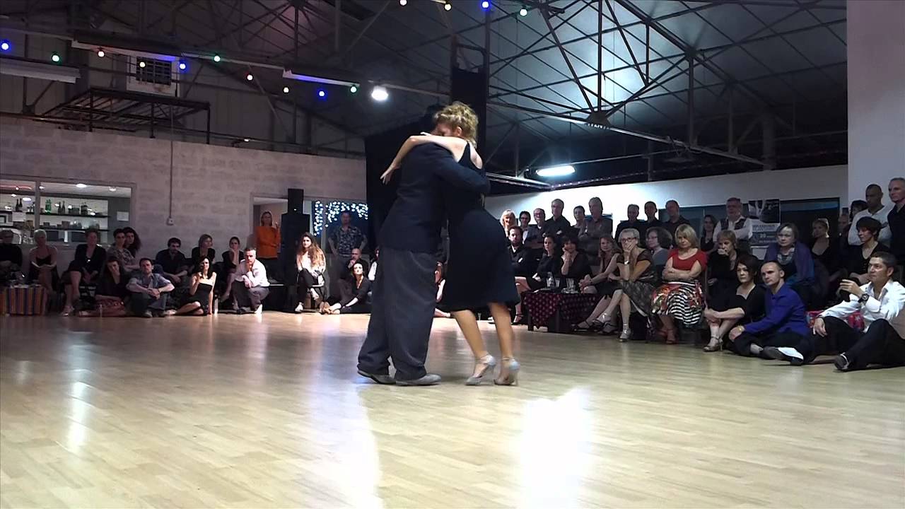 Noelia Hurtado y Carlitos Espinoza  - Lyon 2013 Valse -