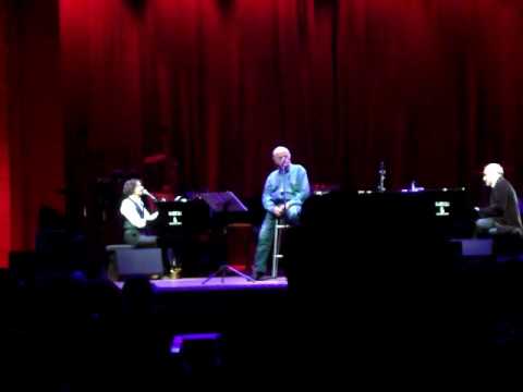 Sergio Cammariere-Gino Paoli-Danilo Rea live Teatro Manzoni/ Reginella