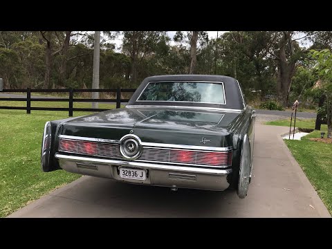 1968 Imperial LeBaron by Chrysler