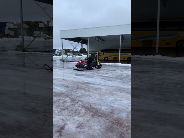 898879 Lynx Yeti JDW 343