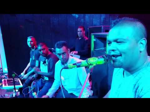 Dewindersingh Sewnat - Pater tori @ sunrise