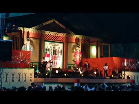Iwan Fals - Katakan Kita Rasakan (Konser Situs Budaya : Betawi)