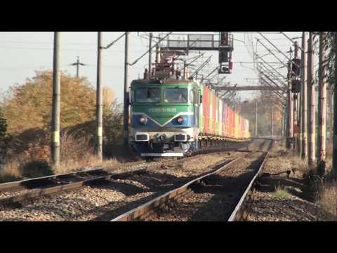 Tren de marfa UNICOM cu EA179 care trage 50 de containere  - 18.10.2017