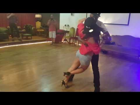 Kizomba / Tchint & Janina / Samy Sam Beats / Urban Kizomba