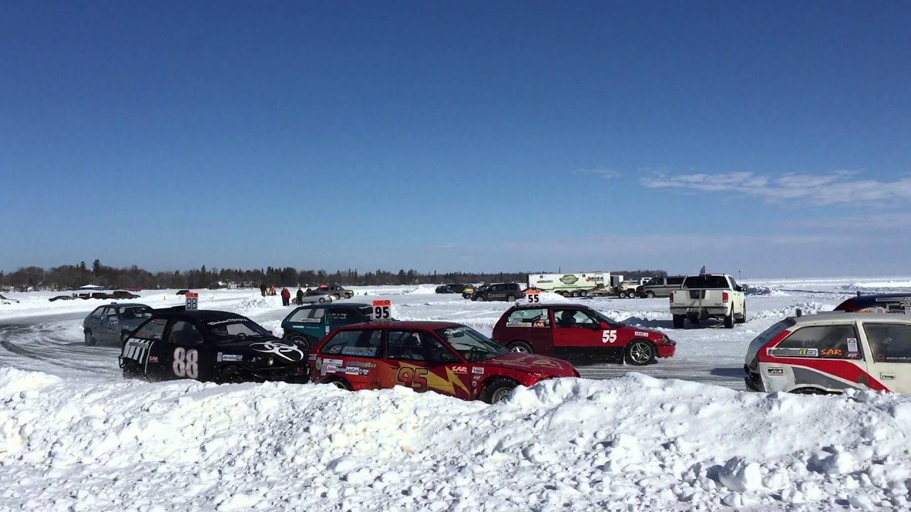 Lake Winnipeg Ice Track - ice racing action!
